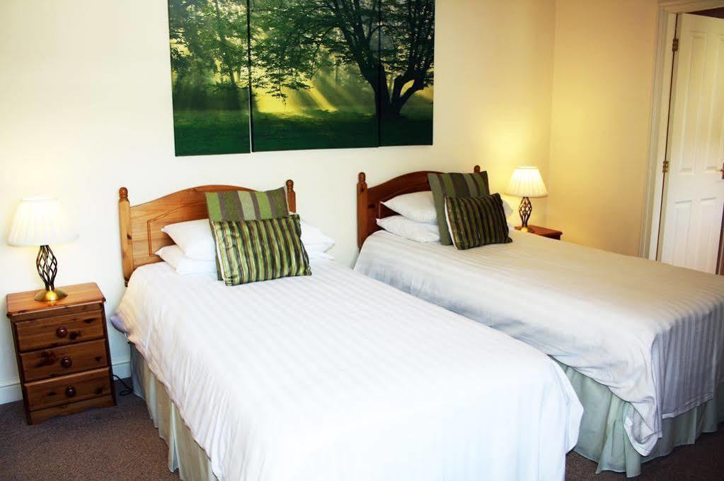 Claremont House Hotel Ambleside Bagian luar foto
