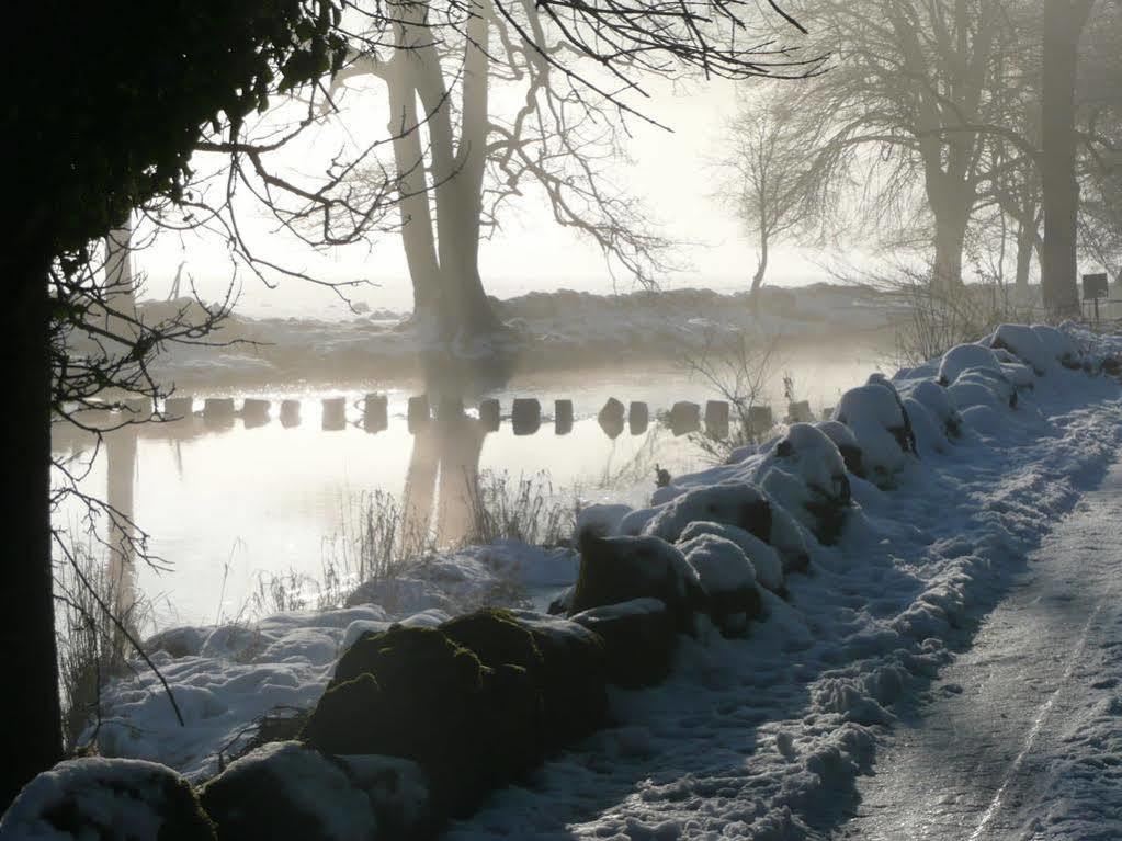 Claremont House Hotel Ambleside Bagian luar foto